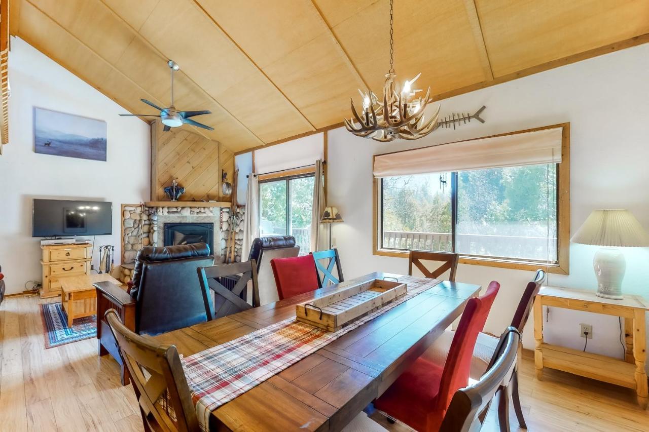 Sierra Swiss Chalet Шейвър Лейк Екстериор снимка